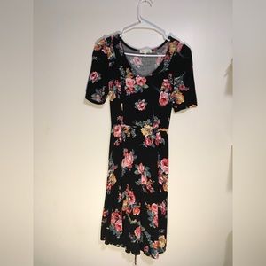 Short sleeve,black floral,corset back,sun dress, size L